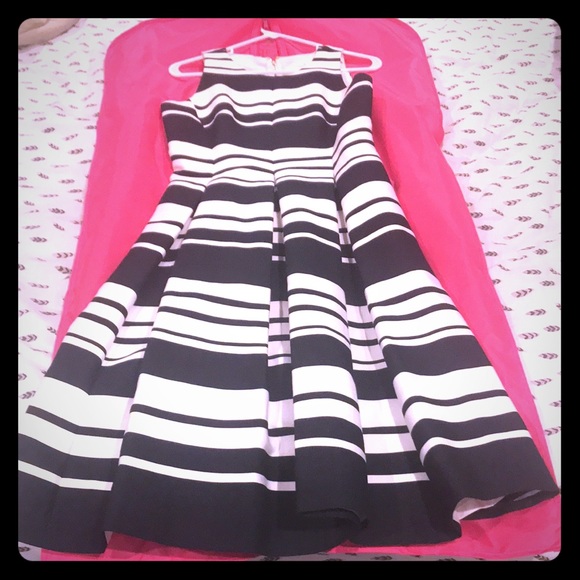 Kate spade signature black and white striped dress - Picture 1 of 5